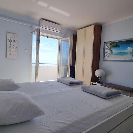 Apartment With Direct Sea View, Free Parking And Close To Beaches And Promenade Lovran Eksteriør billede