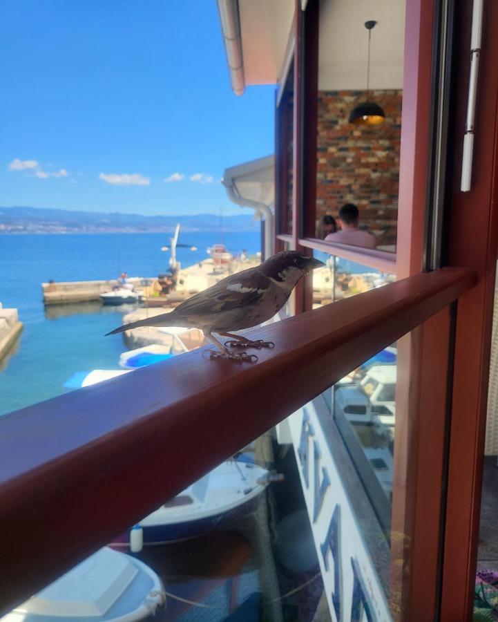 Apartment With Direct Sea View, Free Parking And Close To Beaches And Promenade Lovran Eksteriør billede