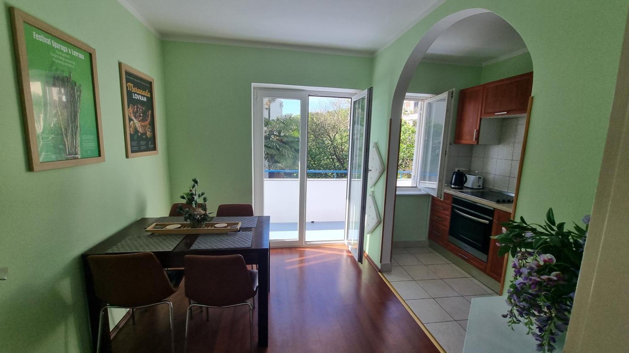 Apartment With Direct Sea View, Free Parking And Close To Beaches And Promenade Lovran Eksteriør billede